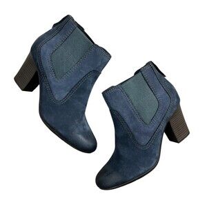 Clarks Bendable STROLL VALLEY Pull-on Ankle Boots  Size 6  Blue Nubuck  NWOB